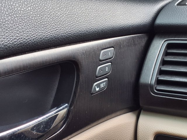 Used 2015 Honda Accord EX-L image 12