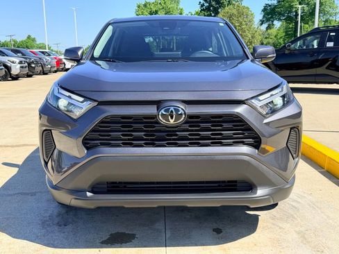 Used 2023 Toyota RAV4 LE FWD image 2