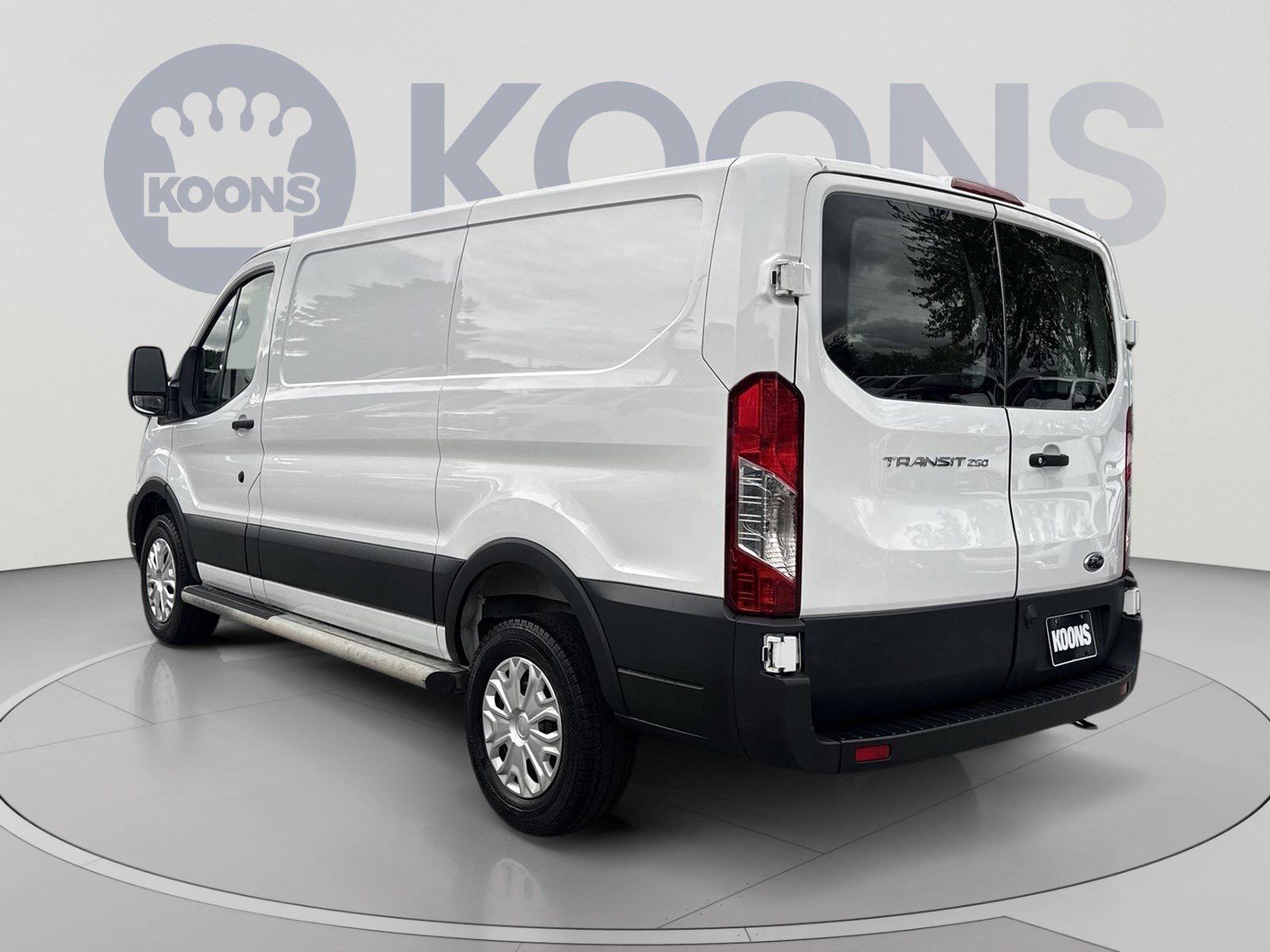 Used 2025 Ford Transit 250 Low Roof w/ Exterior Upgrade Package RWD image 4