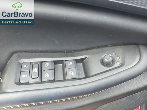 Used 2025 Jeep Grand Cherokee Laredo X w/ Luxury Tech Group I AWD/4WD image 12