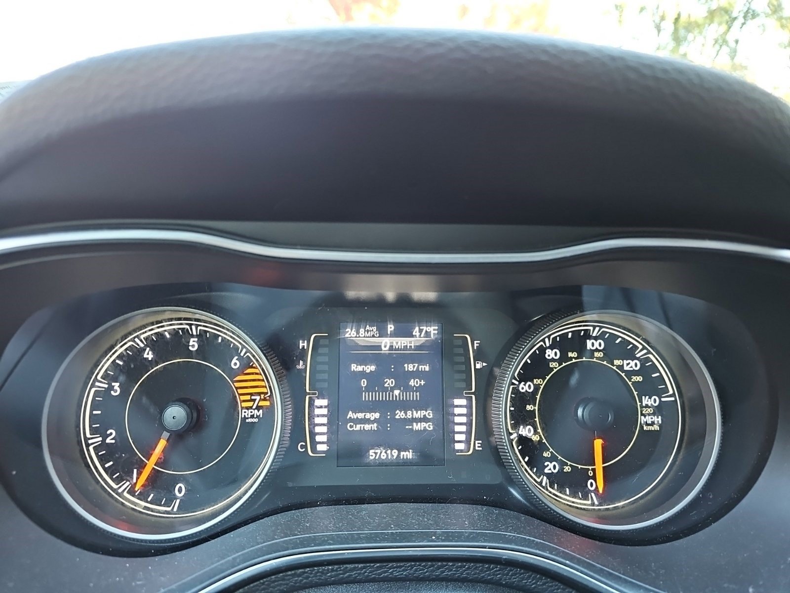 Used 2019 Jeep Cherokee Latitude w/ Popular Appearance Group FWD image 22