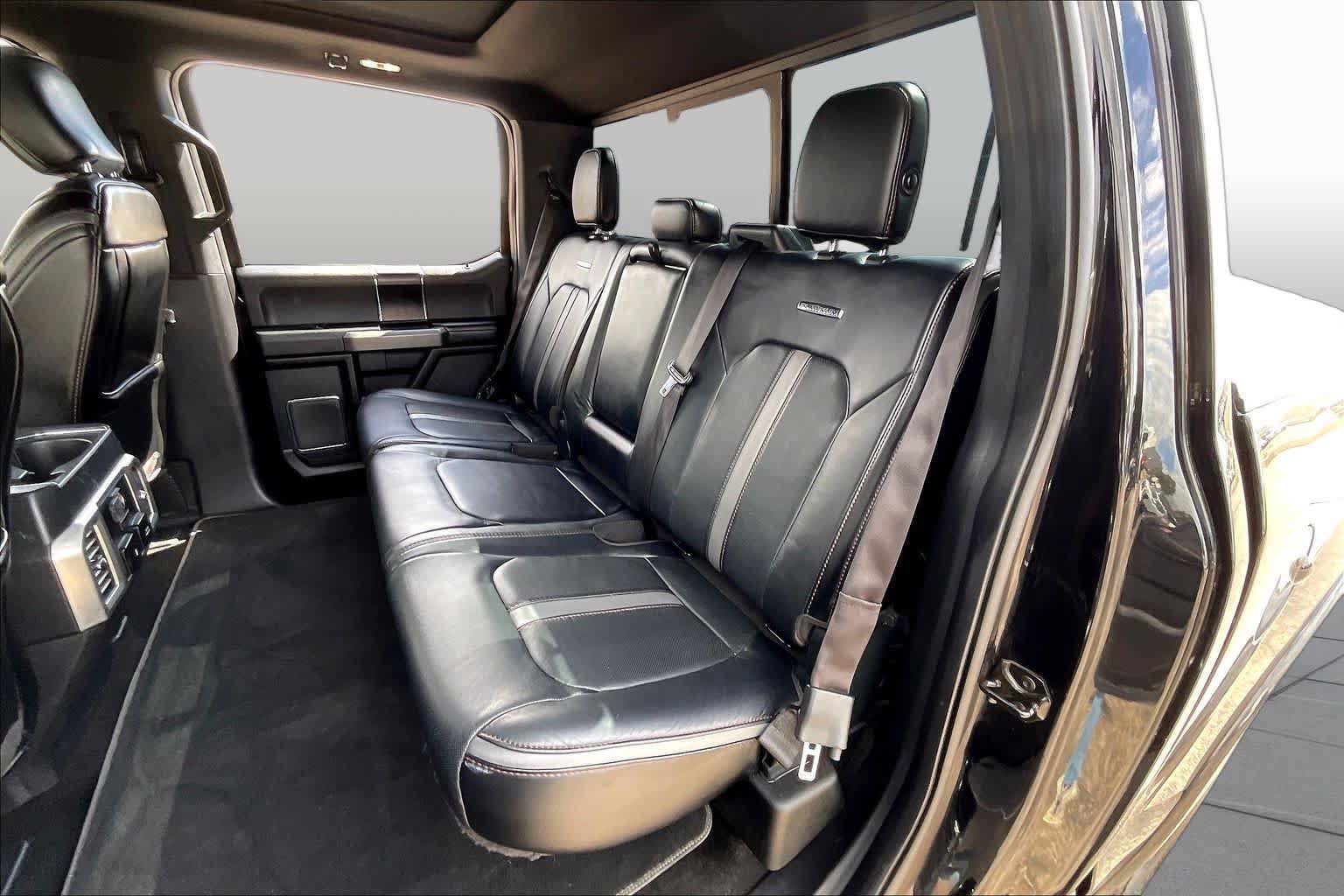 Used 2018 Ford F150 Platinum w/ Equipment Group 701A Luxury AWD/4WD image 20