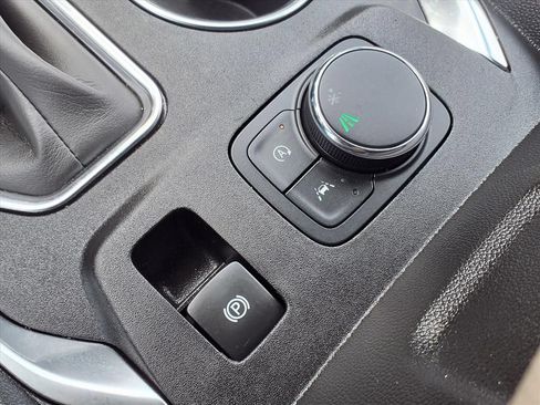 Used 2022 Chevrolet Traverse LS w/ LPO, Cargo Package FWD image 22