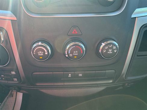 Used 2024 RAM 1500 Classic SLT image 16