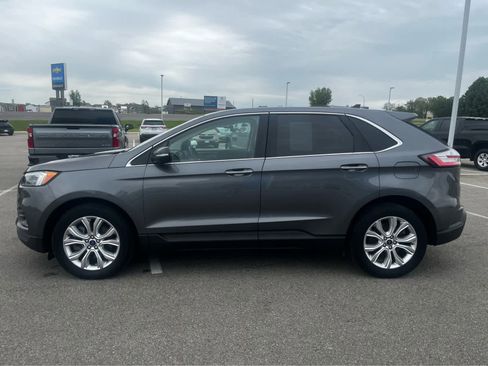 Used 2022 Ford Edge Titanium w/ Equipment Group 301A AWD/4WD image 6