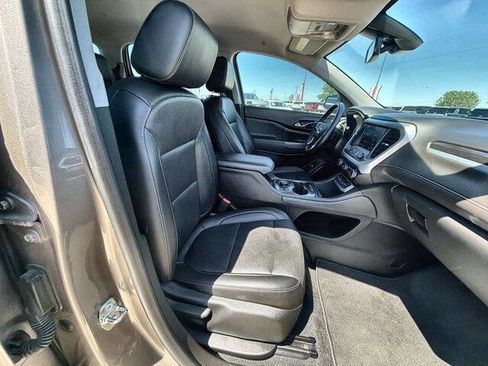 Used 2023 GMC Acadia SLT FWD image 27