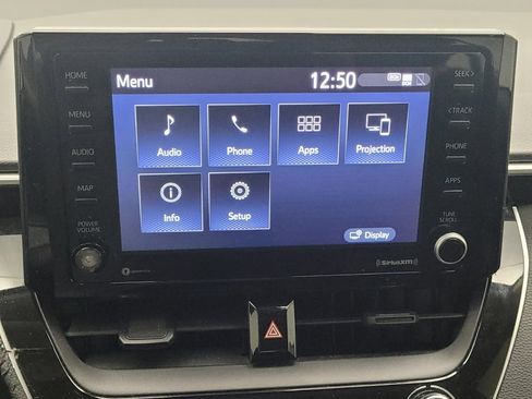 Used 2022 Toyota Corolla LE image 25