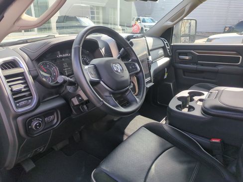 Used 2024 RAM 2500 Laramie image 14