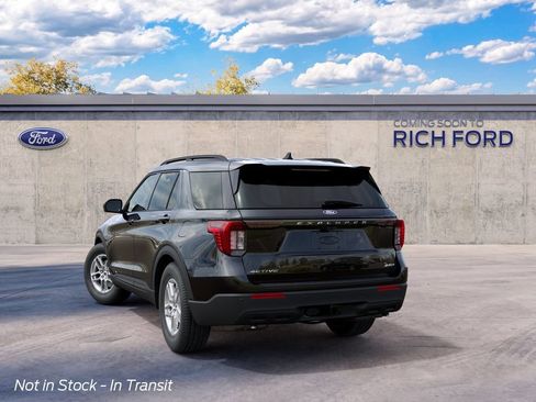 New 2027 Ford Explorer Active AWD/4WD image 8