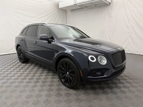 Used 2017 Bentley Bentayga AWD/4WD image 4