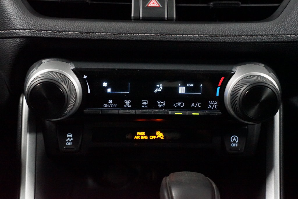 Certified 2025 Toyota RAV4 LE FWD image 20