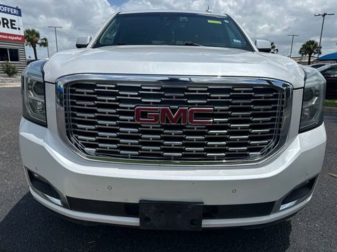 Used 2018 GMC Yukon Denali w/ Denali Ultimate Package AWD/4WD image 9