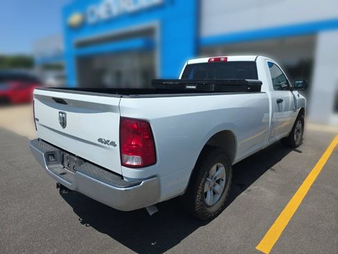 Used 2022 RAM 1500 Classic SLT AWD/4WD image 4