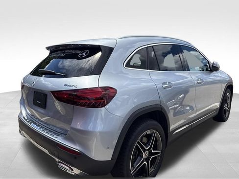 Used 2026 Mercedes-Benz GLA 250 4MATIC image 6