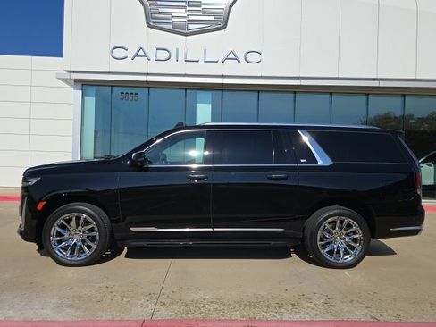 Used 2023 Cadillac Escalade ESV Premium Luxury w/ LPO, Radiant Package image 2