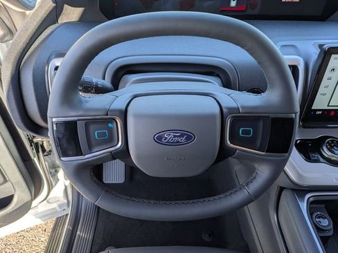 New 2026 Ford Expedition Active image 59