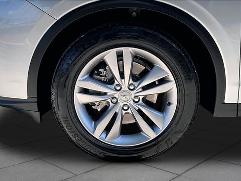 Certified 2025 Acura MDX SH-AWD image 11