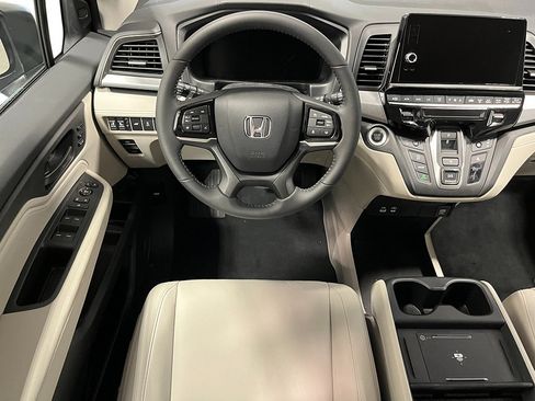 New 2027 Honda Odyssey EX-L image 16