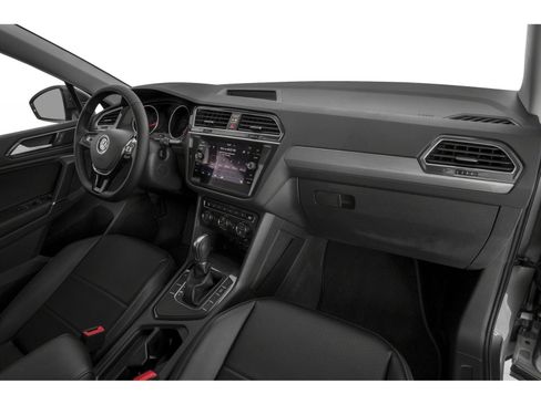 Used 2019 Volkswagen Tiguan SE w/ Panoramic Sunroof Package AWD/4WD image 15