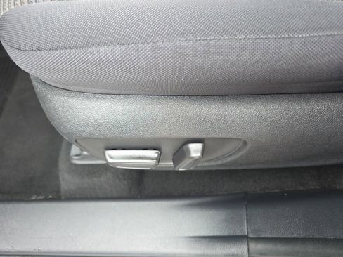 Certified 2024 Toyota Highlander LE image 15