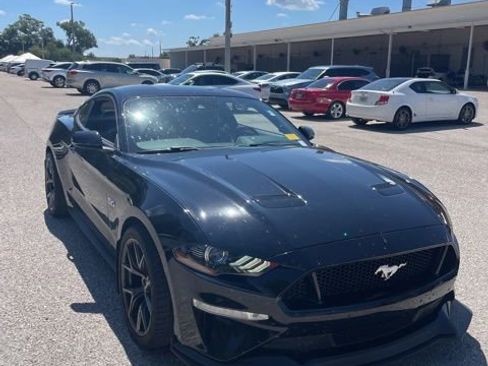 Used 2019 Ford Mustang GT Premium w/ Performance Package - Level 2 RWD image 5