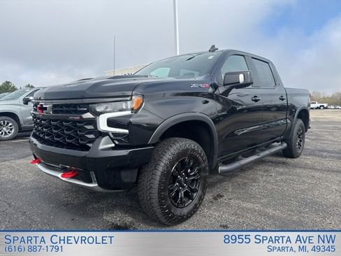 Used 2023 Chevrolet Silverado 1500 ZR2 w/ Technology Package image 7