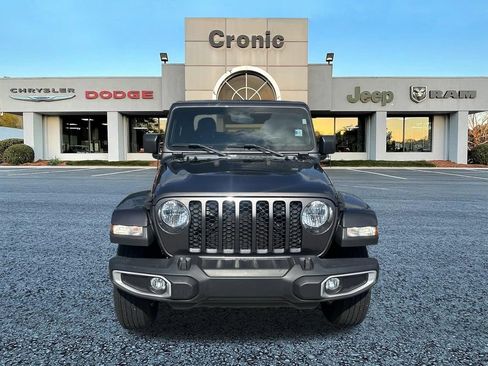 Used 2022 Jeep Gladiator Sport AWD/4WD image 8