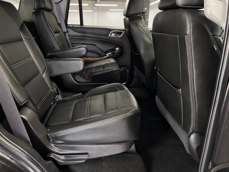 Used 2017 GMC Yukon Denali w/ Open Road Package AWD/4WD image 32