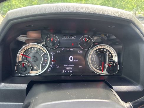 Used 2017 RAM 2500 SLT w/ Snow Chief Group AWD/4WD image 32