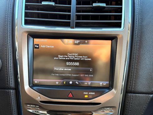 Used 2014 Lincoln MKX AWD w/ Equipment Group 102A image 62