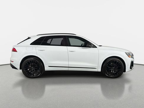 Used 2024 Audi SQ8 Prestige w/ Prestige Package AWD/4WD image 2