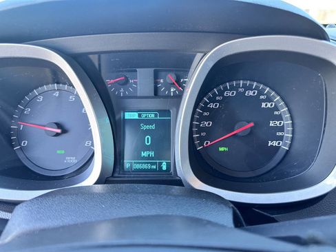 Used 2014 Chevrolet Equinox LT w/ Driver Convenience Package image 19