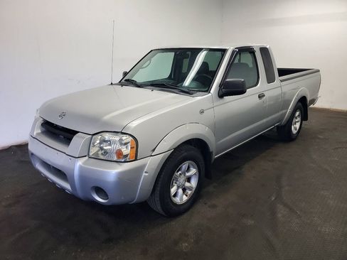 Used 2004 Nissan Frontier XE w/ (VTP) Value Truck Pkg RWD image 1