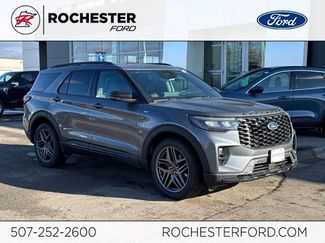 New 2026 Ford Explorer ST-Line w/ ST-Line Street Pack video 1