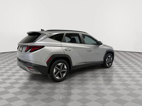 Used 2025 Hyundai Tucson SEL FWD image 11