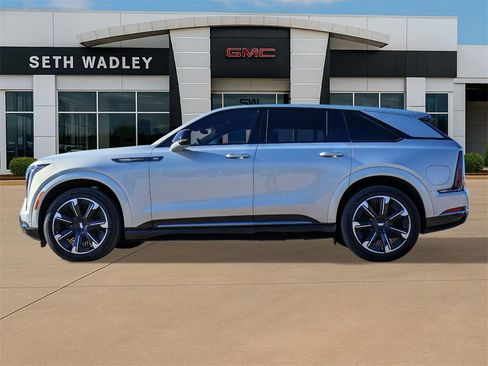 Used 2025 Cadillac Escalade IQ Sport 2 image 4