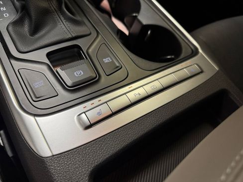 Certified 2026 Kia Carnival FWD image 30