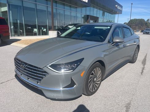 Used 2023 Hyundai Sonata SEL image 3