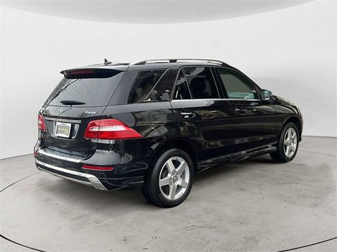 Used 2015 Mercedes-Benz ML 400 4MATIC image 5