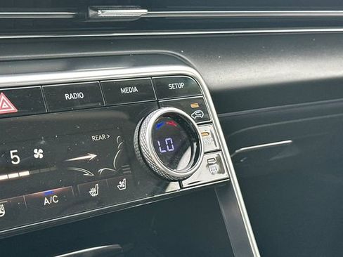 Used 2024 Genesis GV80 3.5T image 30