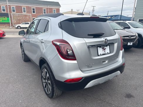 Used 2017 Buick Encore Essence image 3