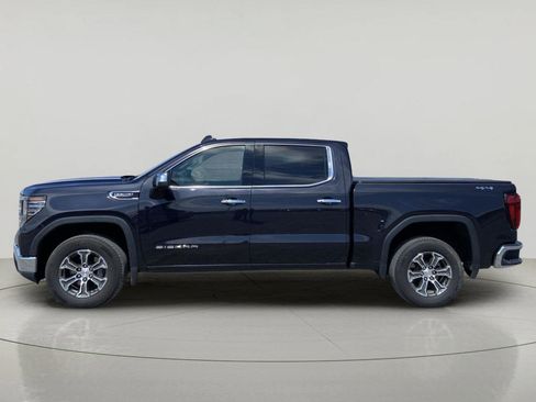 Used 2026 GMC Sierra 1500 SLT AWD/4WD image 6