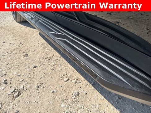 Used 2022 Chevrolet Tahoe RST w/ Sport Performance Package image 9