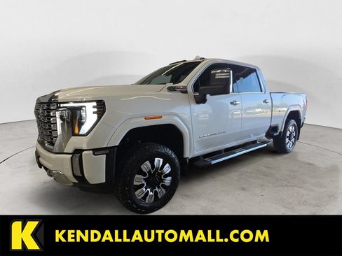 Used 2024 GMC Sierra 3500 Denali w/ Denali Reserve Package AWD/4WD image 1