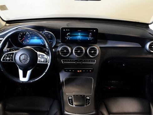 Used 2021 Mercedes-Benz GLC 300 4MATIC image 15