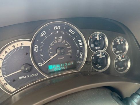 Used 2002 Cadillac Escalade AWD image 19