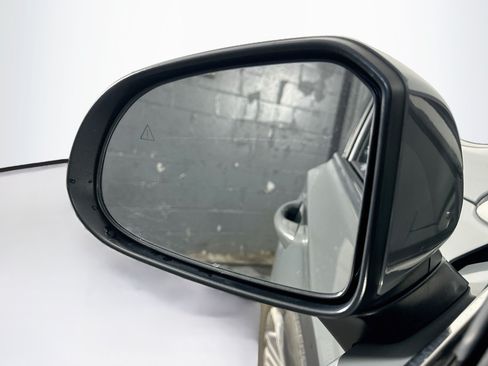 Used 2023 Hyundai Santa Fe SE FWD image 16