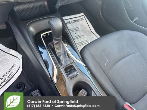 Used 2022 Toyota Corolla LE image 15