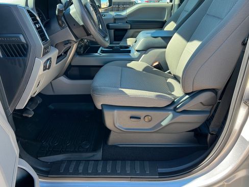 Used 2022 Ford F350 XLT w/ XLT Premium Package image 18