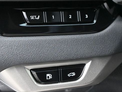 Used 2023 Lexus RX 350 Premium Plus w/ Accessory Package (Z1) AWD/4WD image 5